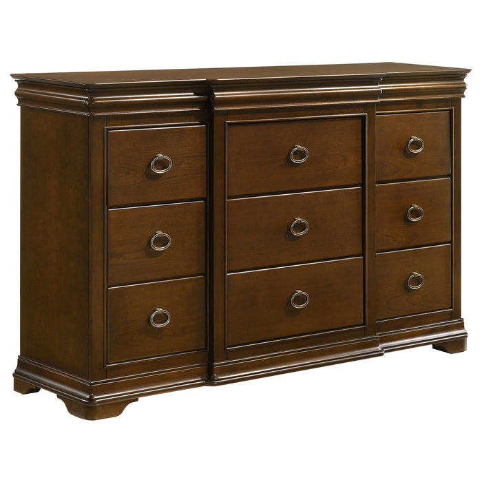 Garland Dresser