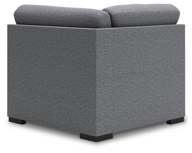 Bealton Sectional with Chaise