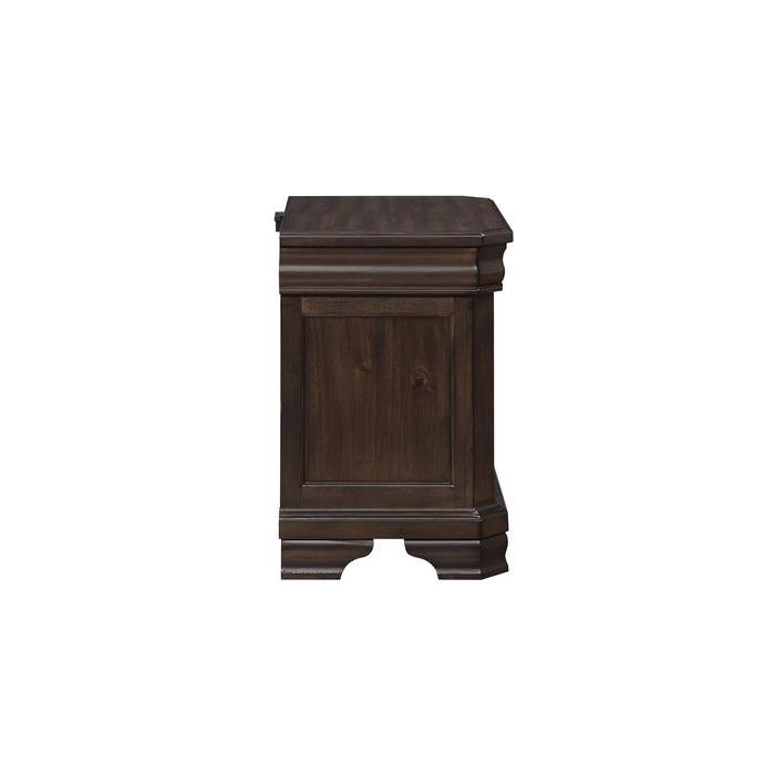 Lyndhurst Nightstand- Walnut
